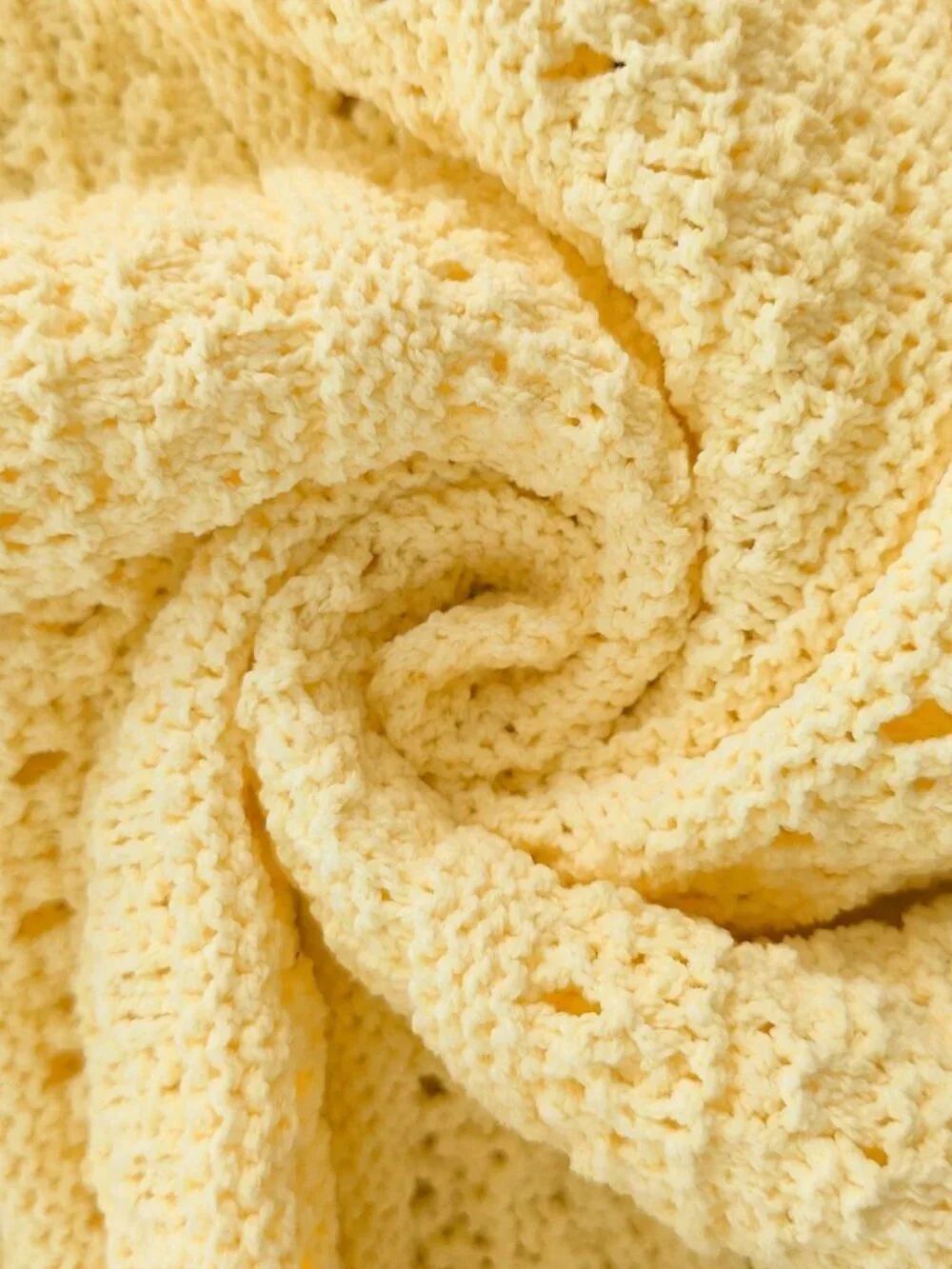 Yellow Casual Women's Knit Textured Cardigan and Shorts set